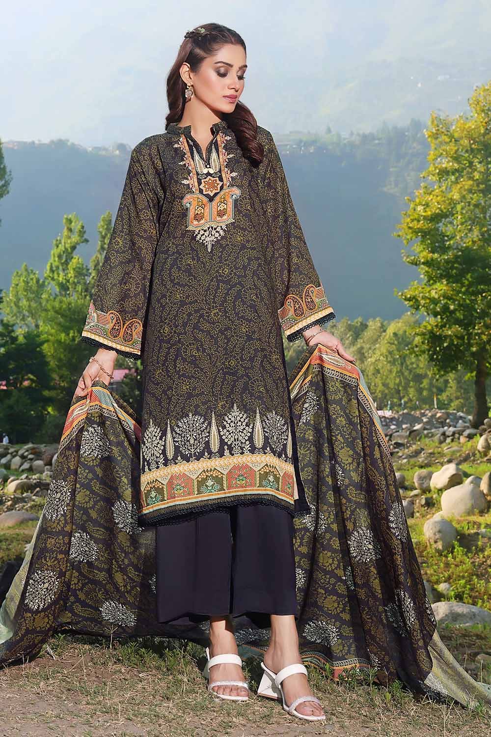 Gul Ahmed 3PC Printed Karandi Unstitched Suit AY-32006