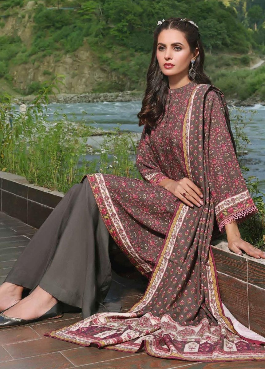 Gul Ahmed 3PC Printed Karandi Unstitched Suit AY-32031