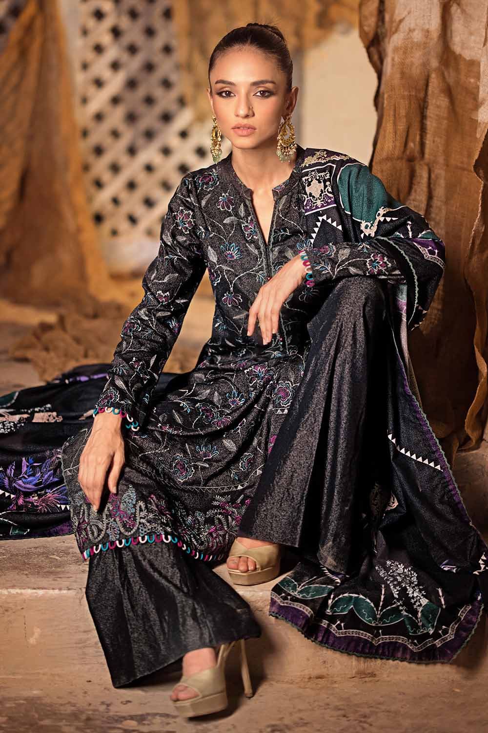 Gul Ahmed 3PC Embroidered Karandi Unstitched Suit AY-32037