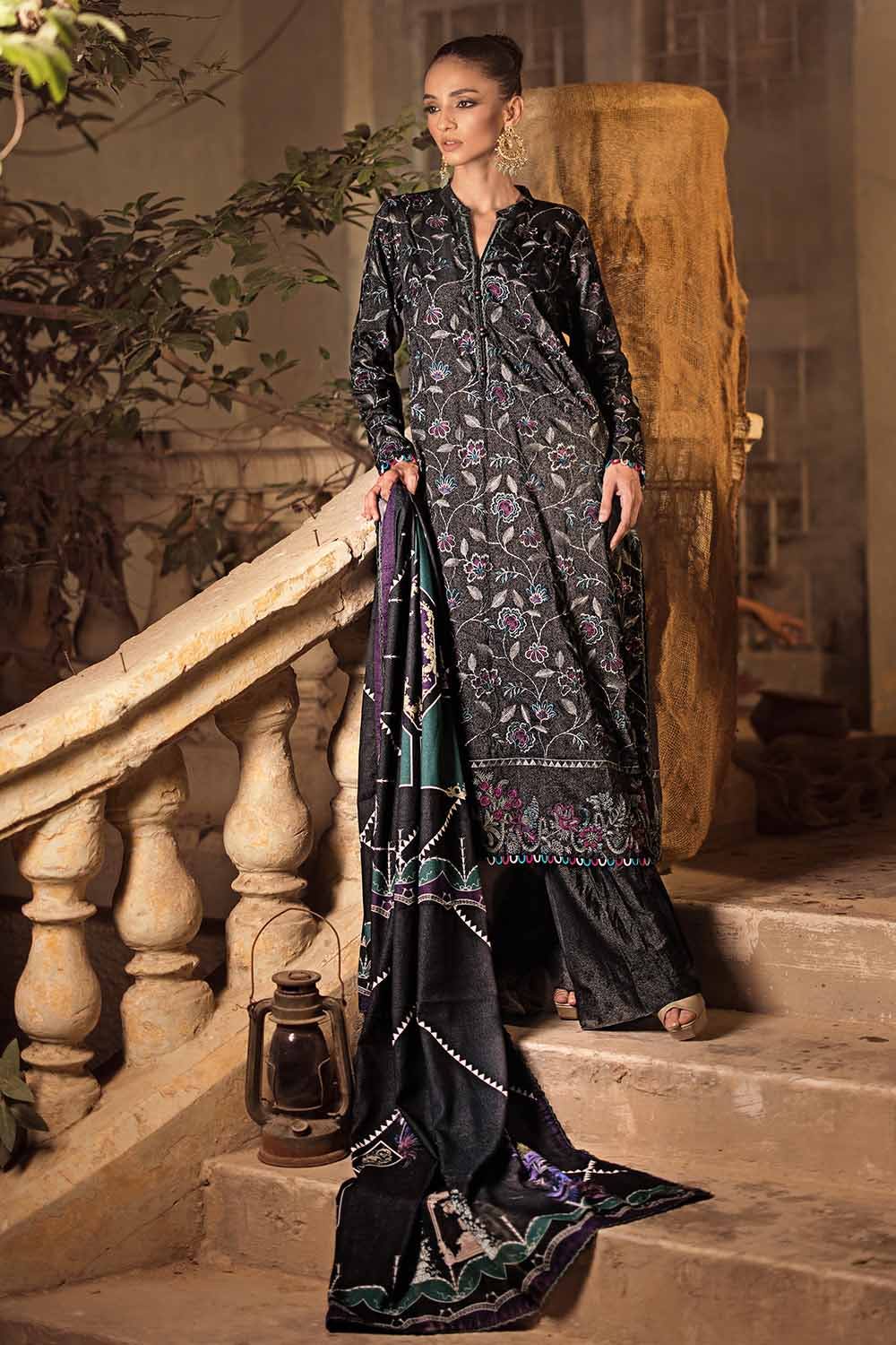 Gul Ahmed 3PC Embroidered Karandi Unstitched Suit AY-32037