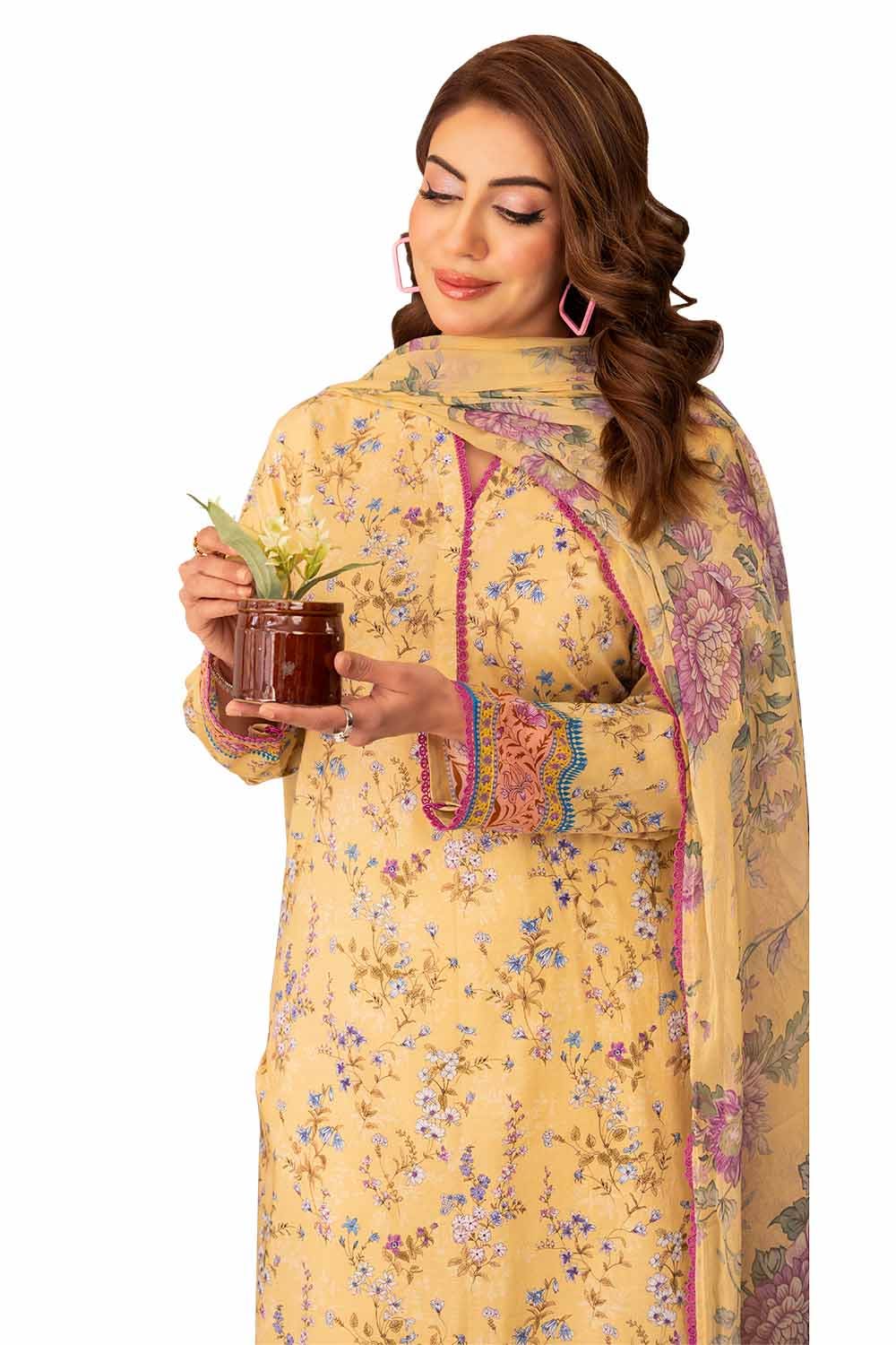 Gul Ahmed 3PC Unstitched Printed Lawn Suit with Chiffon Dupatta BM-42022