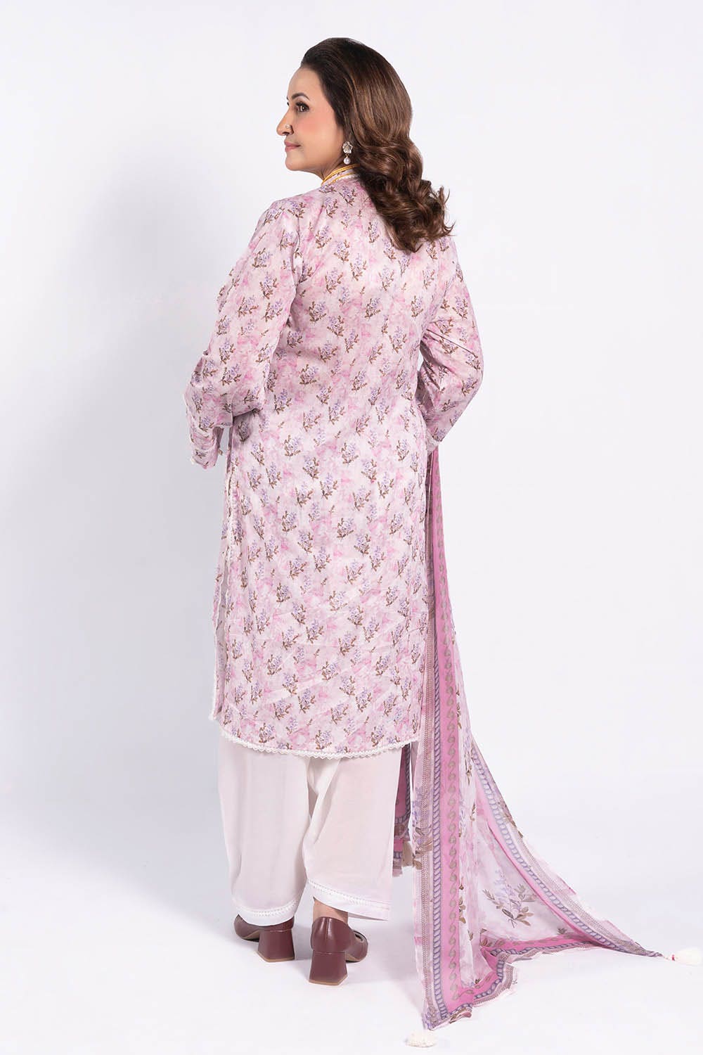 Gul Ahmed 3 Piece Unstitched Printed Lawn Suit with Printed Chiffon Dupatta BM-52031