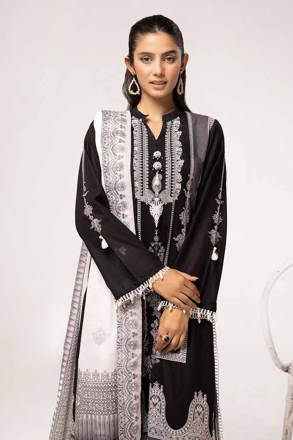 Gul Ahmed 2PC Unstitched Printed Lawn Suit BT-42005