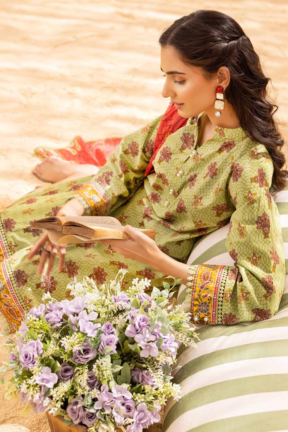 Gul Ahmed 3PC Printed Lawn Unstitched Suit CL-32364 B