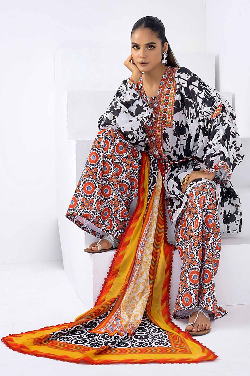 Gul Ahmed 3PC Printed Lawn Unstitched Suit CL-32475