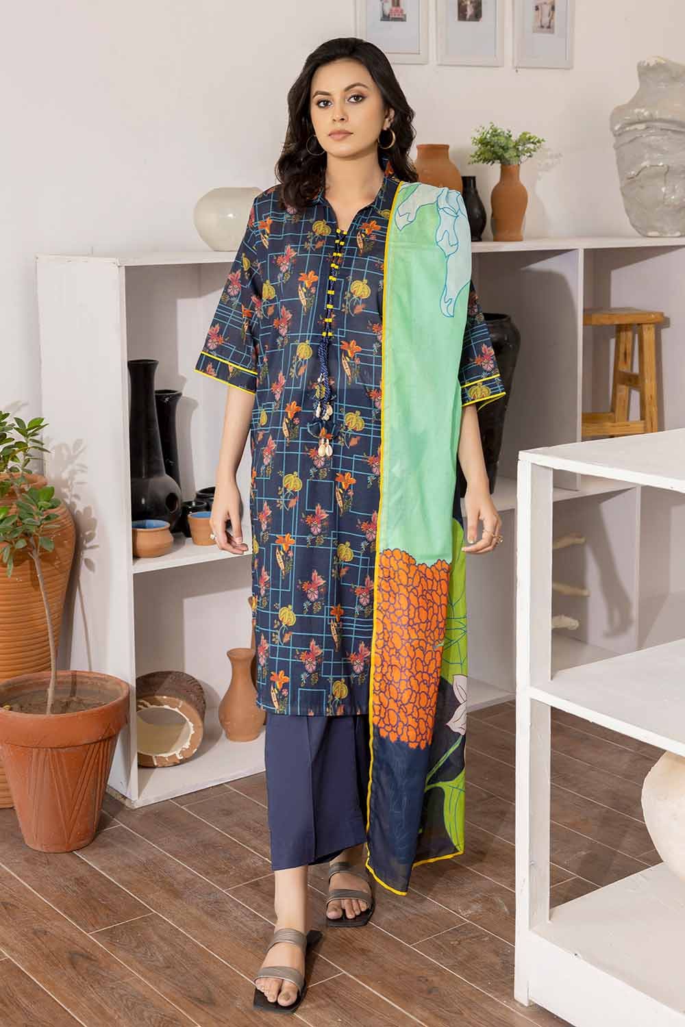 Gul Ahmed 3PC Printed Lawn Unstitched Suit CL-32502