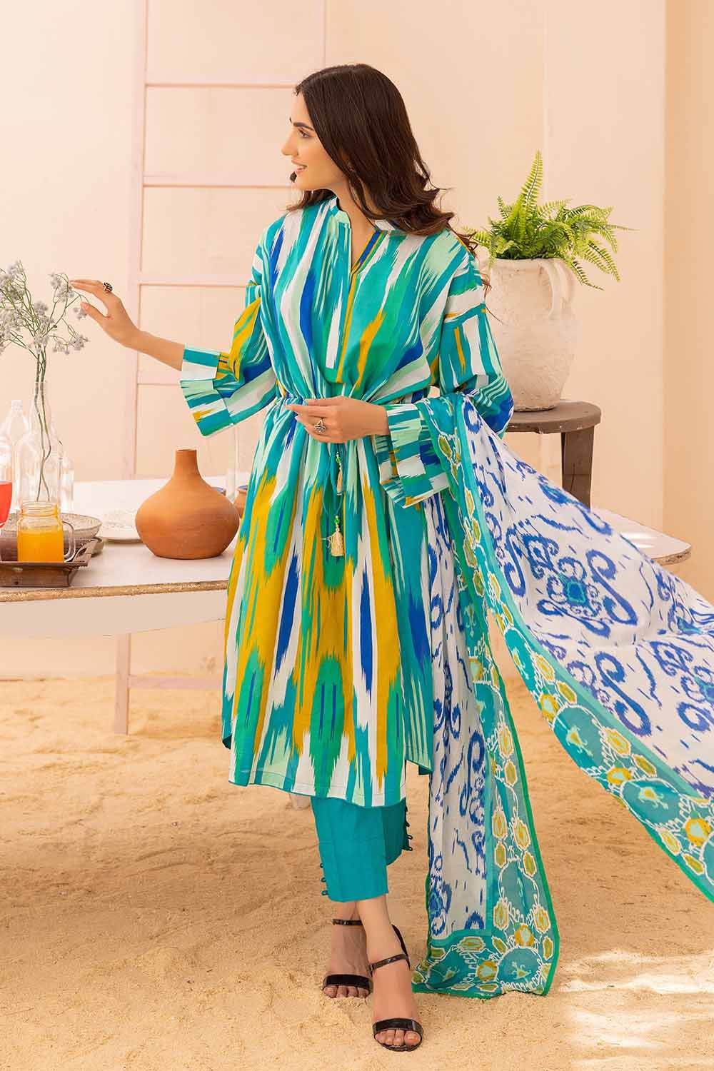 Gul Ahmed 3PC Printed Lawn Unstitched Suit CL-32515 A