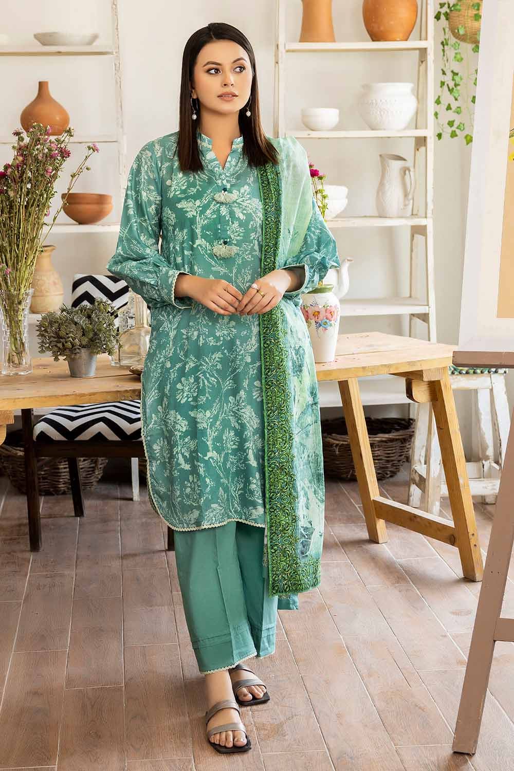 Gul Ahmed 3PC Printed Lawn Unstitched Suit CL-32561