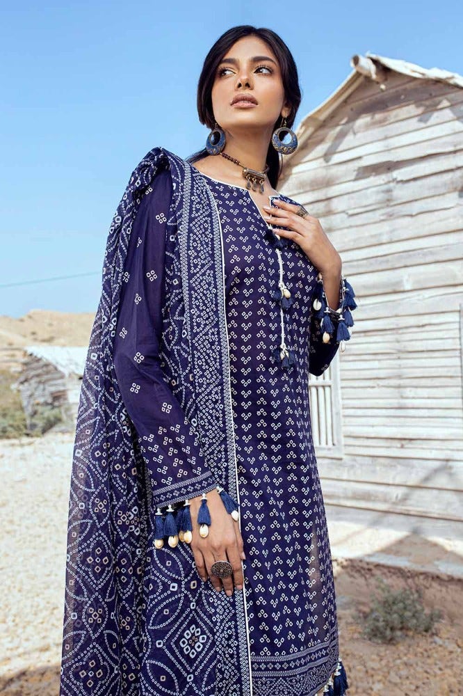 Gul Ahmed 3PC Printed Lawn Unstitched Suit CL-42017 A