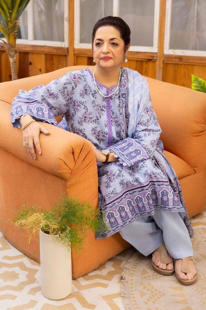 Gul Ahmed 3PC Printed Lawn Unstitched Suit CL-42079 B