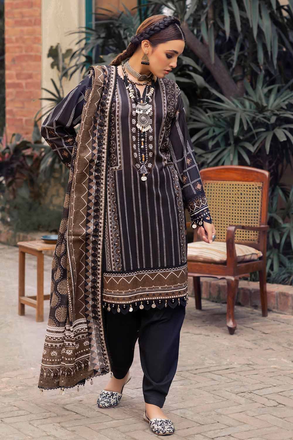 Gul Ahmed 3PC Unstitched Printed Lawn Suit CL-42214