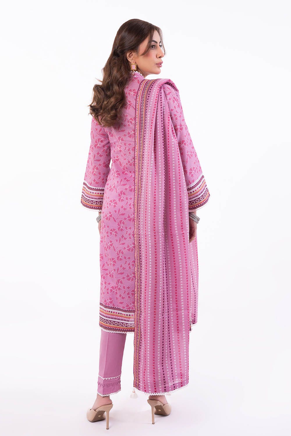 Gul Ahmed 3 Piece Unstitched Printed Lawn Suit CL-42301 B