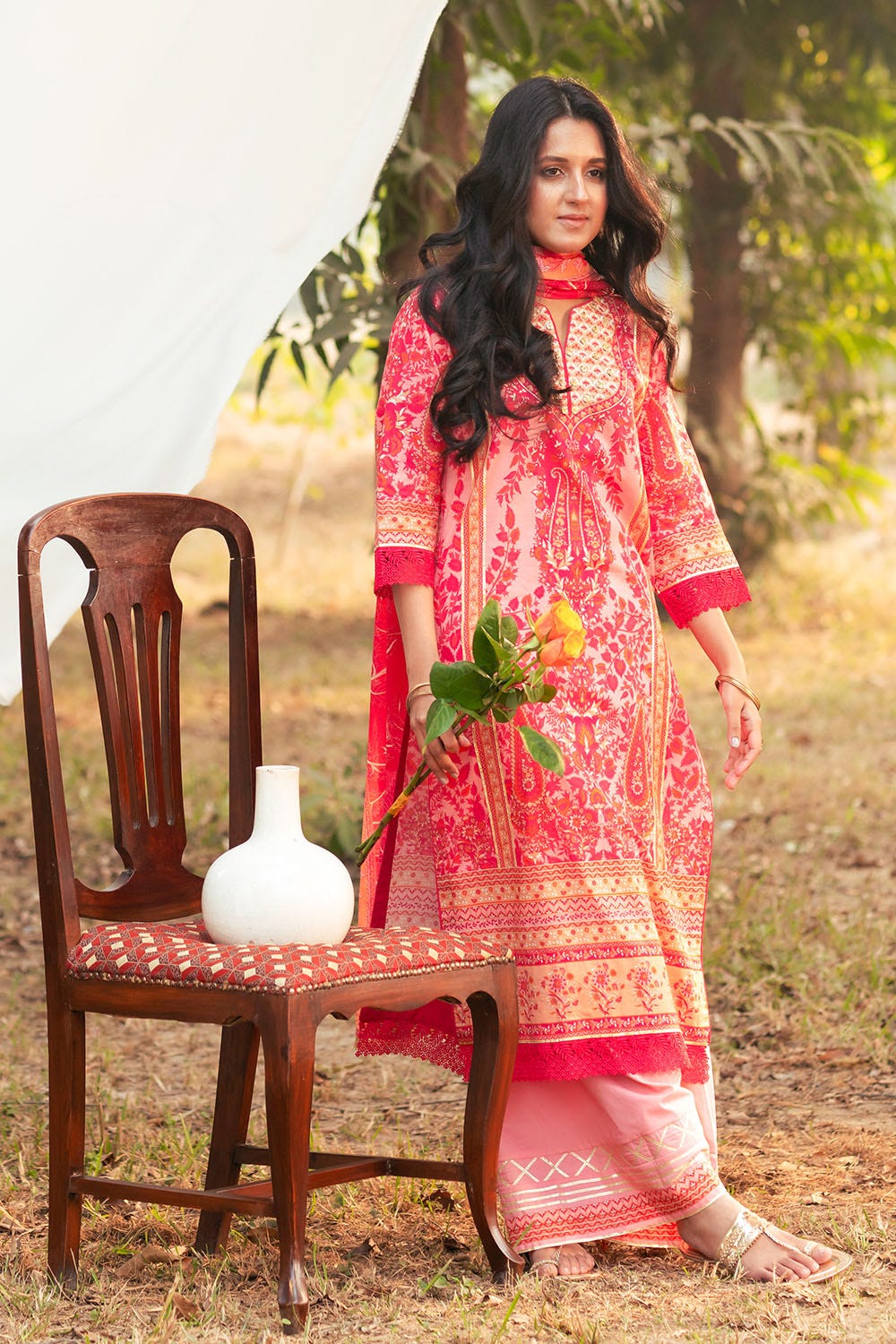 Gul Ahmed 3 Piece Unstitched Printed Lawn Suit CL-52090