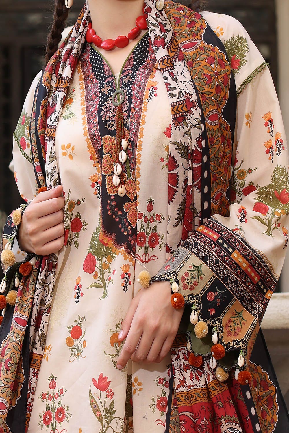 Gul Ahmed 3 Piece Unstitched Printed Lawn Suit with Printed Lawn Dupatta CL-52390