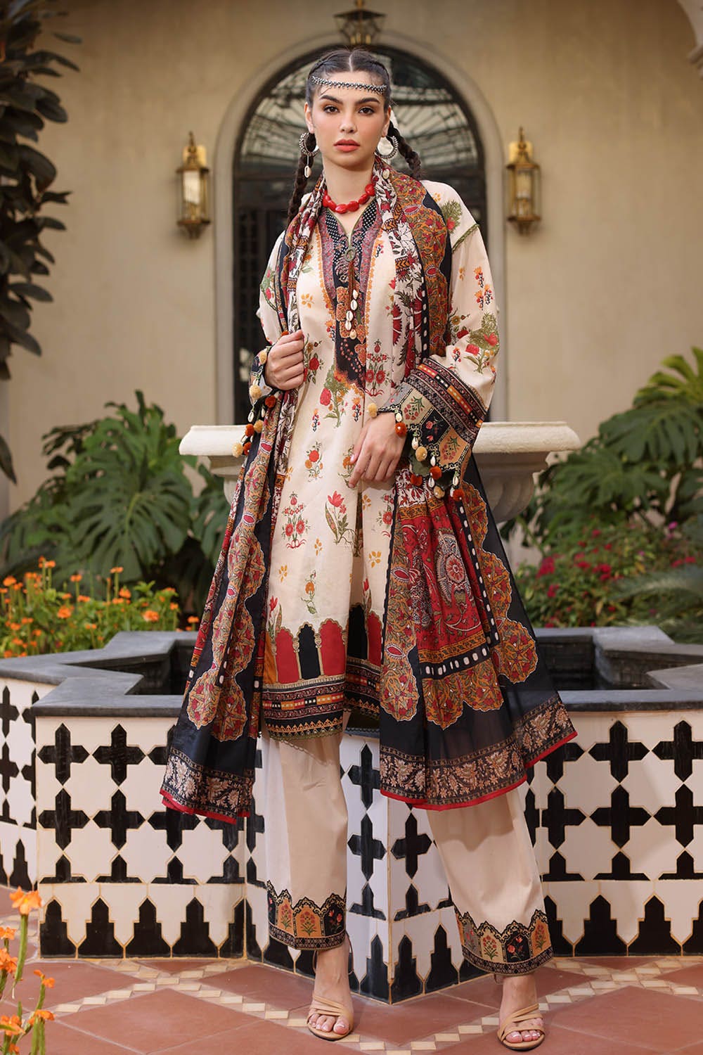 Gul Ahmed 3 Piece Unstitched Printed Lawn Suit with Printed Lawn Dupatta CL-52390