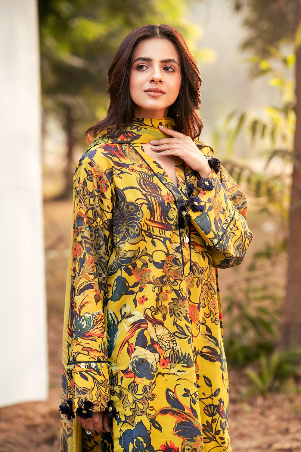 Gul Ahmed 3 Piece Unstitched Printed Lawn Suit CL-52471