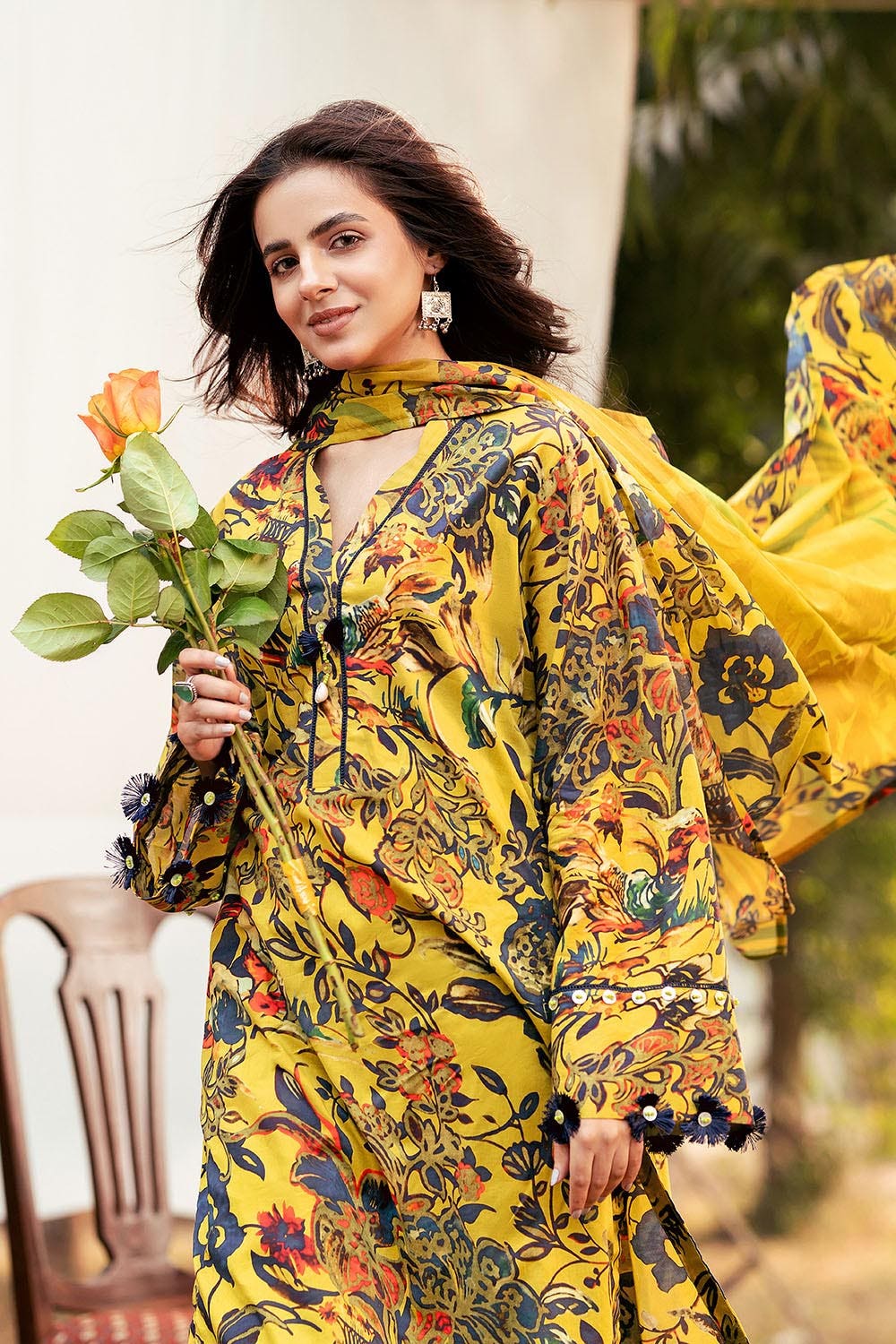 Gul Ahmed 3 Piece Unstitched Printed Lawn Suit CL-52471