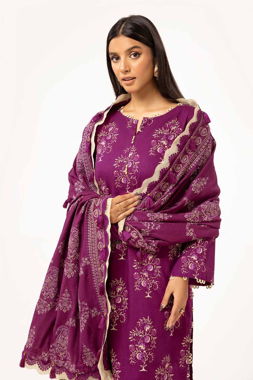 Gul Ahmed 3 Piece Unstitched Printed Khaddar Suit with Embroidered Twill Cotton Linen Dupatta CV-42010