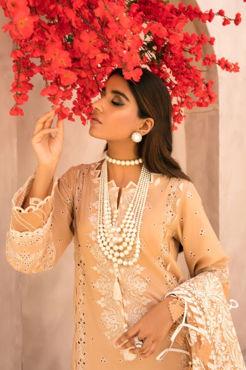 Jade Classic Revitalized by Firdous Lawn 3 Piece Unstitched Embroidered Lawn Suit - D-19986