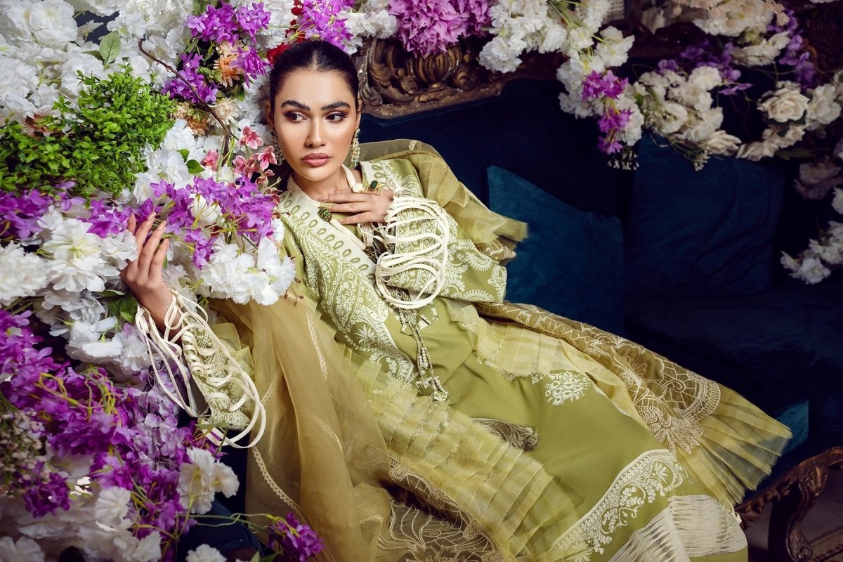 Jade Classic Revitalized by Firdous Lawn 3 Piece Unstitched Embroidered Lawn Suit - D-22-OC-09