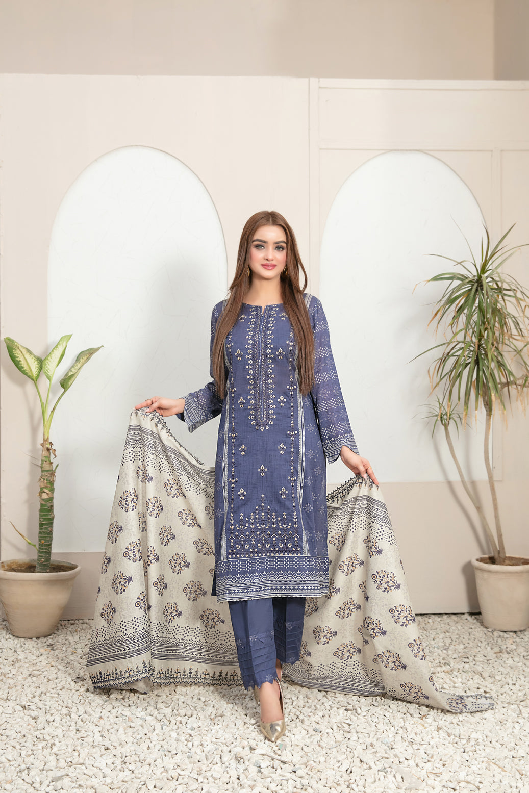 Tawakkal Fabrics 3 Piece Stitched Embroidered Digital Printed Lawn Suit - D-2772