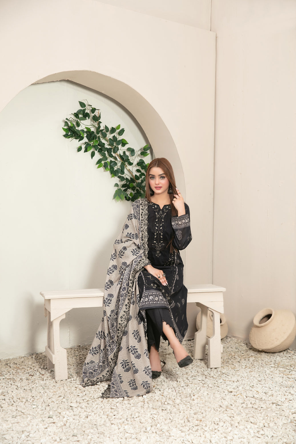 Tawakkal Fabrics 3 Piece Stitched Embroidered Digital Printed Lawn Suit - D-2773