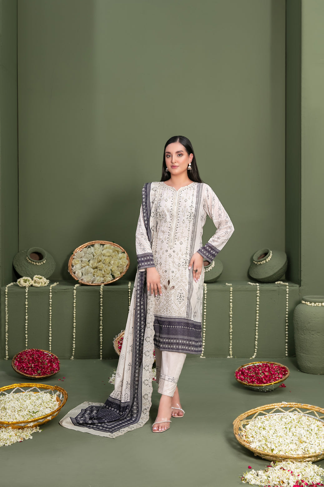 Tawakkal Fabrics 3 Piece Stitched Embroidered Digital Printed Lawn Suit - D-3060