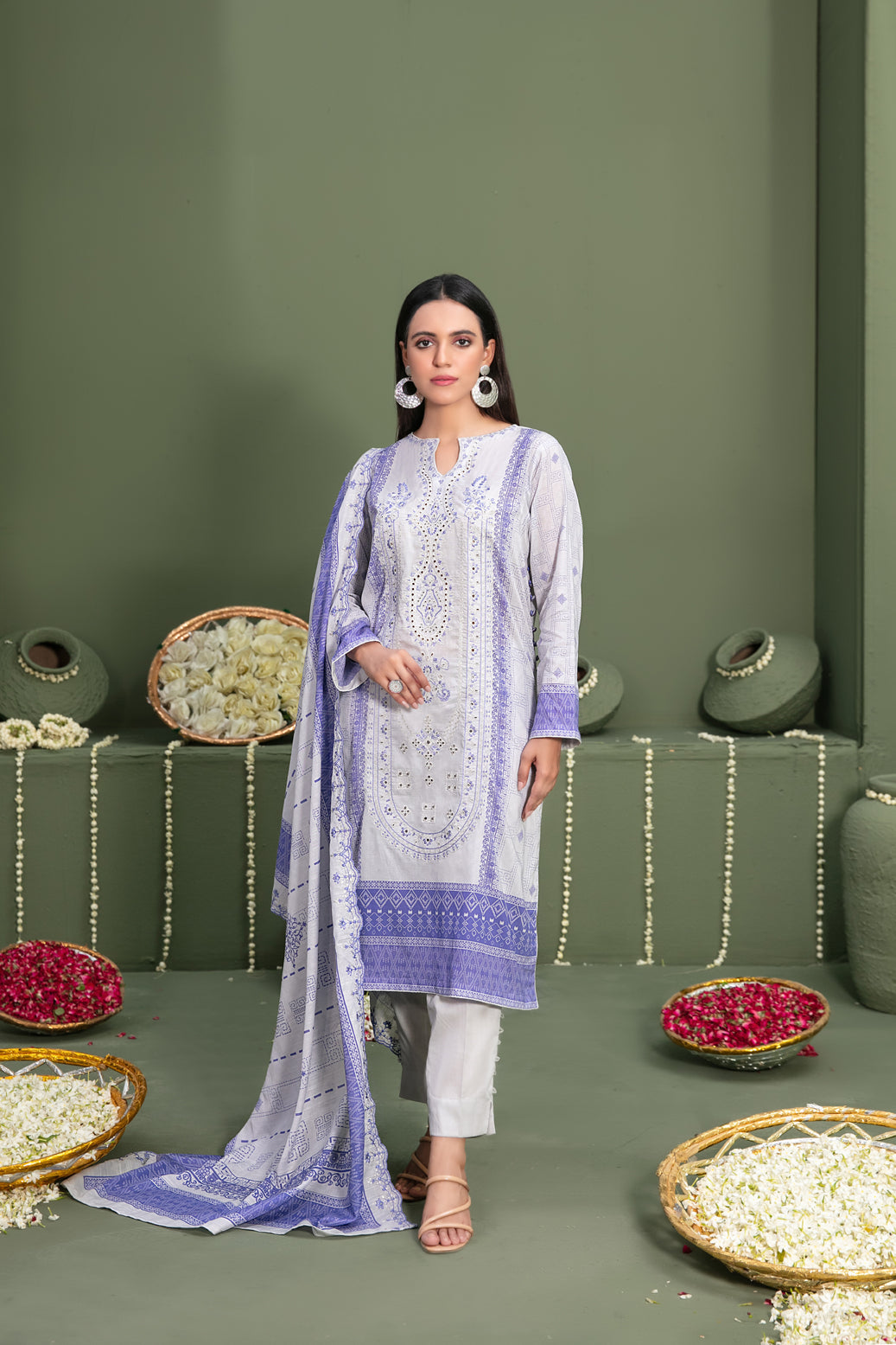 Tawakkal Fabrics 3 Piece Stitched Embroidered Digital Printed Lawn Suit - D-3065