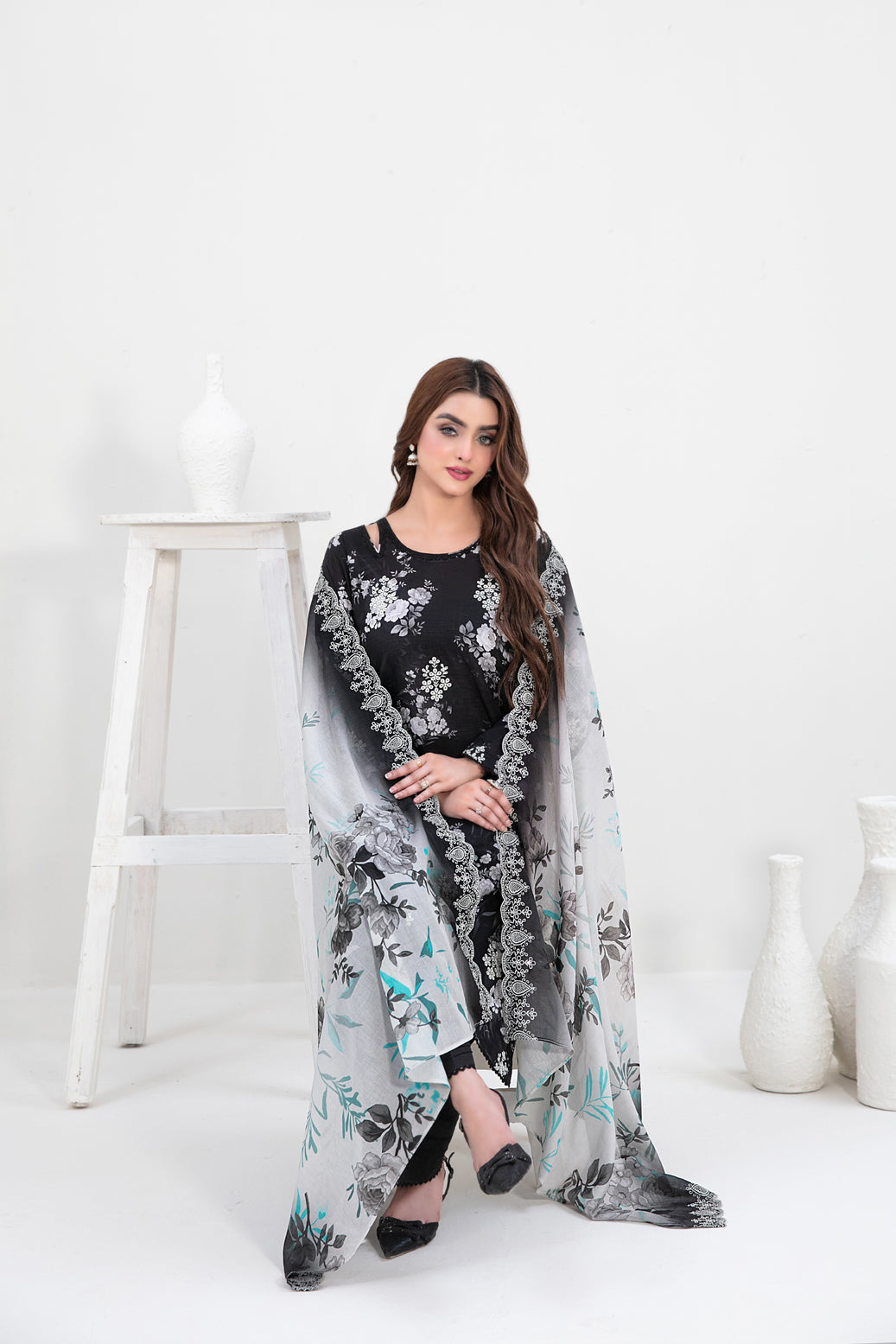 Tawakkal Fabrics 3 Piece Stitched Embroidered Digital Printed Lawn Suit - D-3153