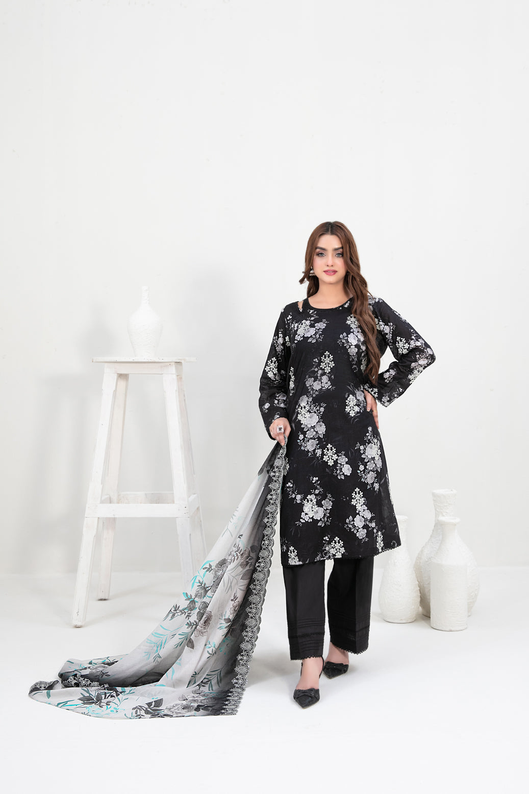 Tawakkal Fabrics 3 Piece Stitched Embroidered Digital Printed Lawn Suit - D-3153