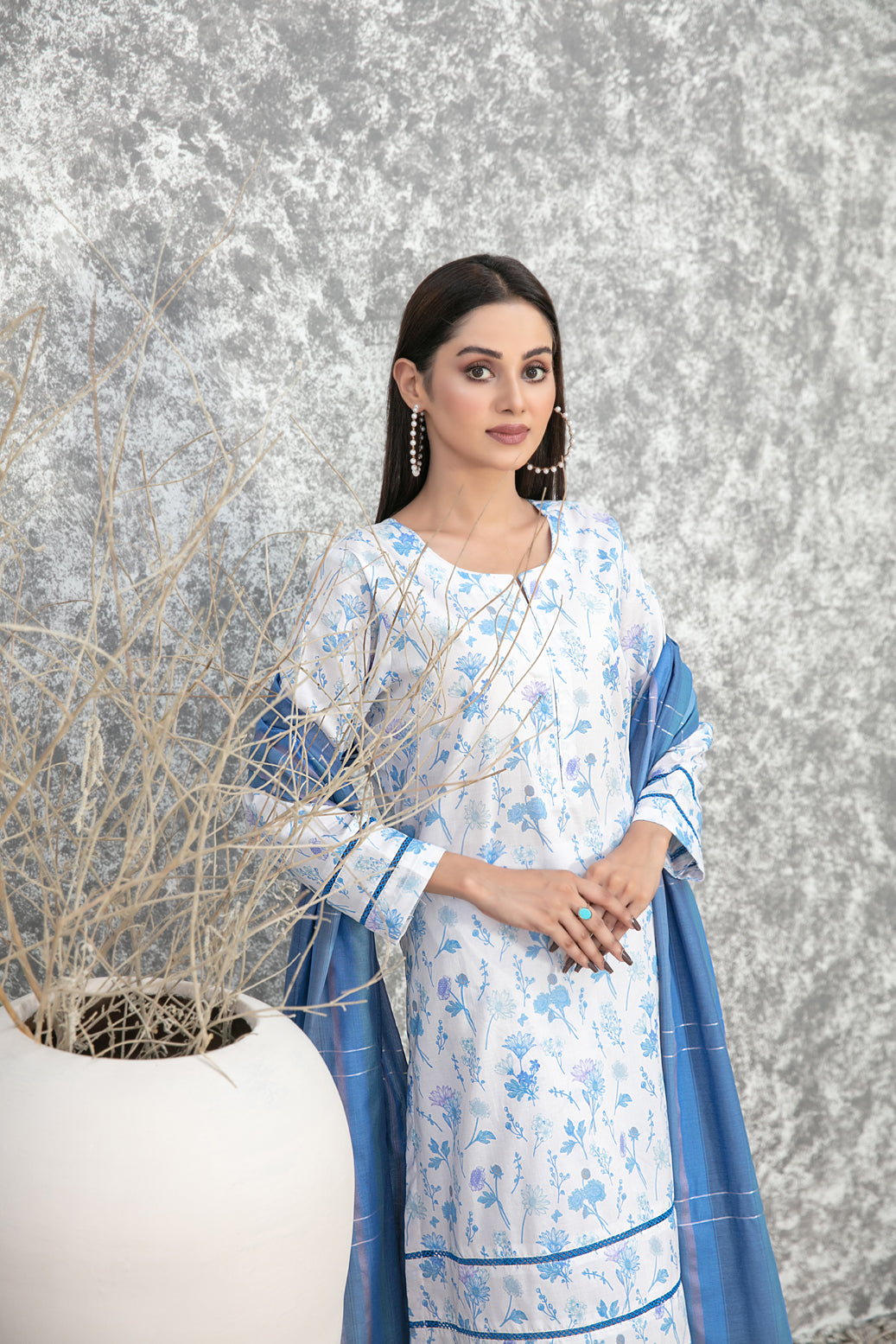 Tawakkal Fabrics 3 Piece Stitched Digital Printed Lawn Suit - D-3492