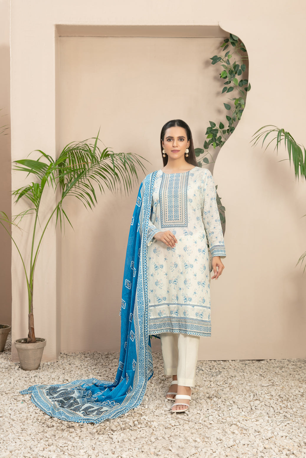 Tawakkal Fabrics 3 Piece Stitched Digital Printed Slub Lawn Suit - D-3596