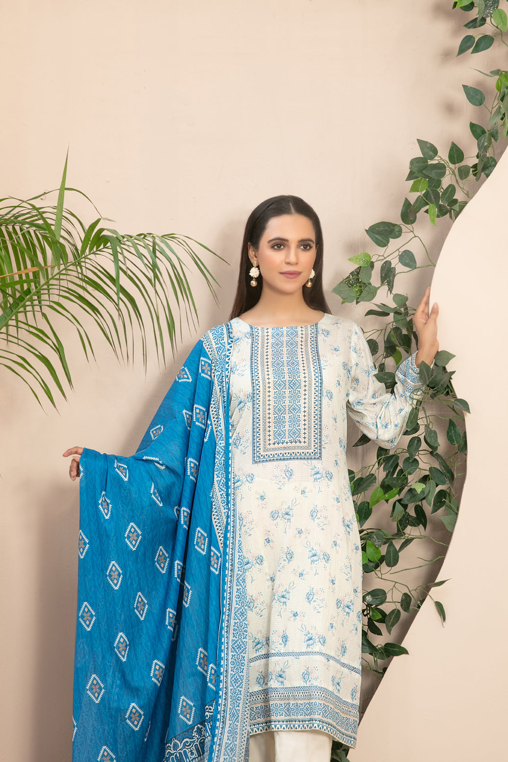 Tawakkal Fabrics 3 Piece Stitched Digital Printed Slub Lawn Suit - D-3596