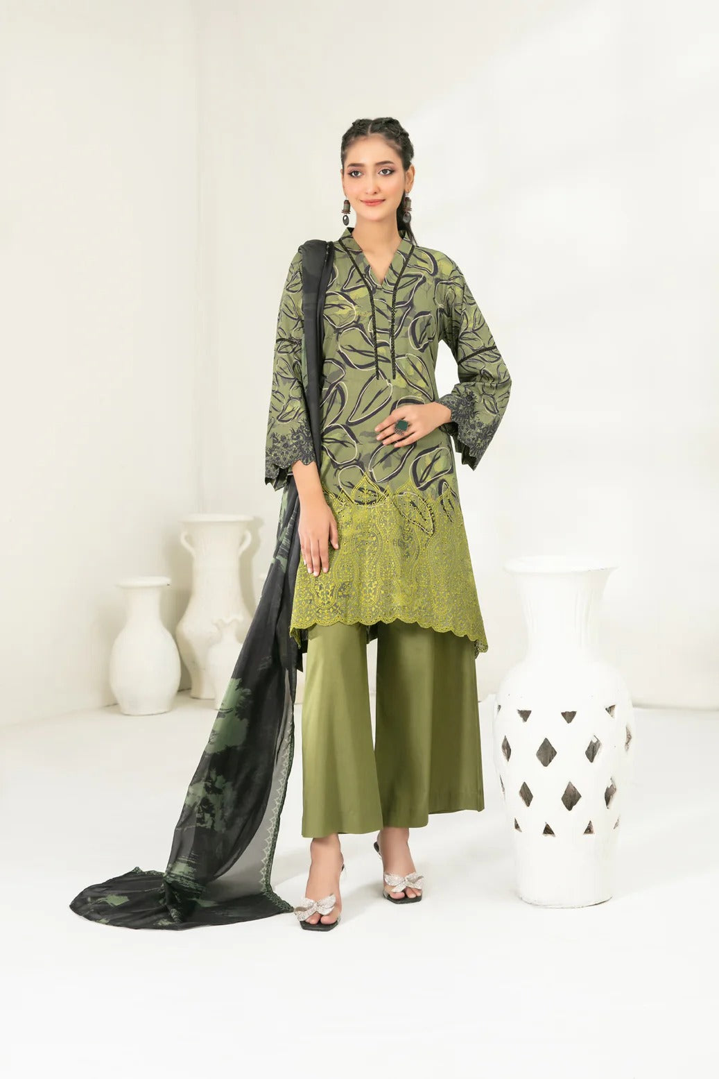 Tawakkal Fabrics 3 Piece Stitched Embroidered Digital Printed Viscose Suit - D-3682