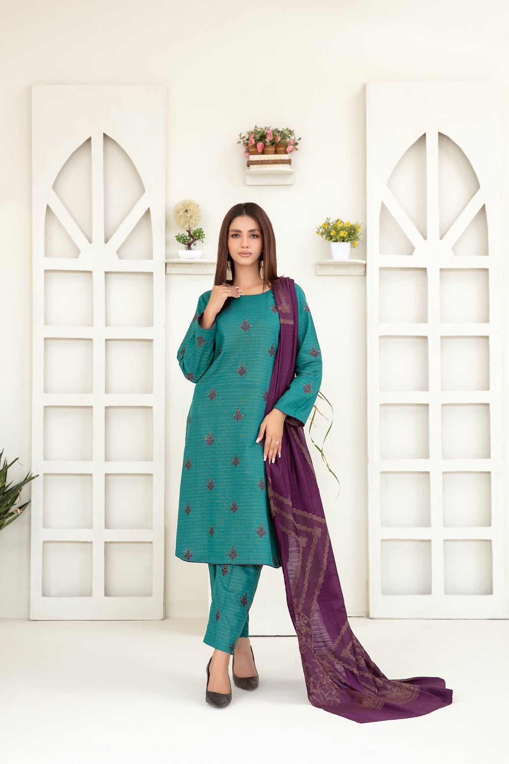 Tawakkal Fabrics 3 Piece Stitched Fancy Embroidered Zari Khaddar Suit - D-3860