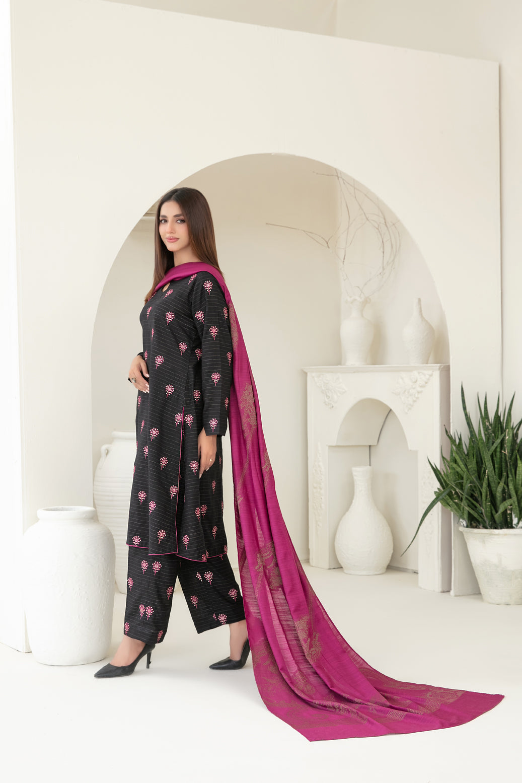 Tawakkal Fabrics 3 Piece Stitched Fancy Embroidered Zari Khaddar Suit - D-3862