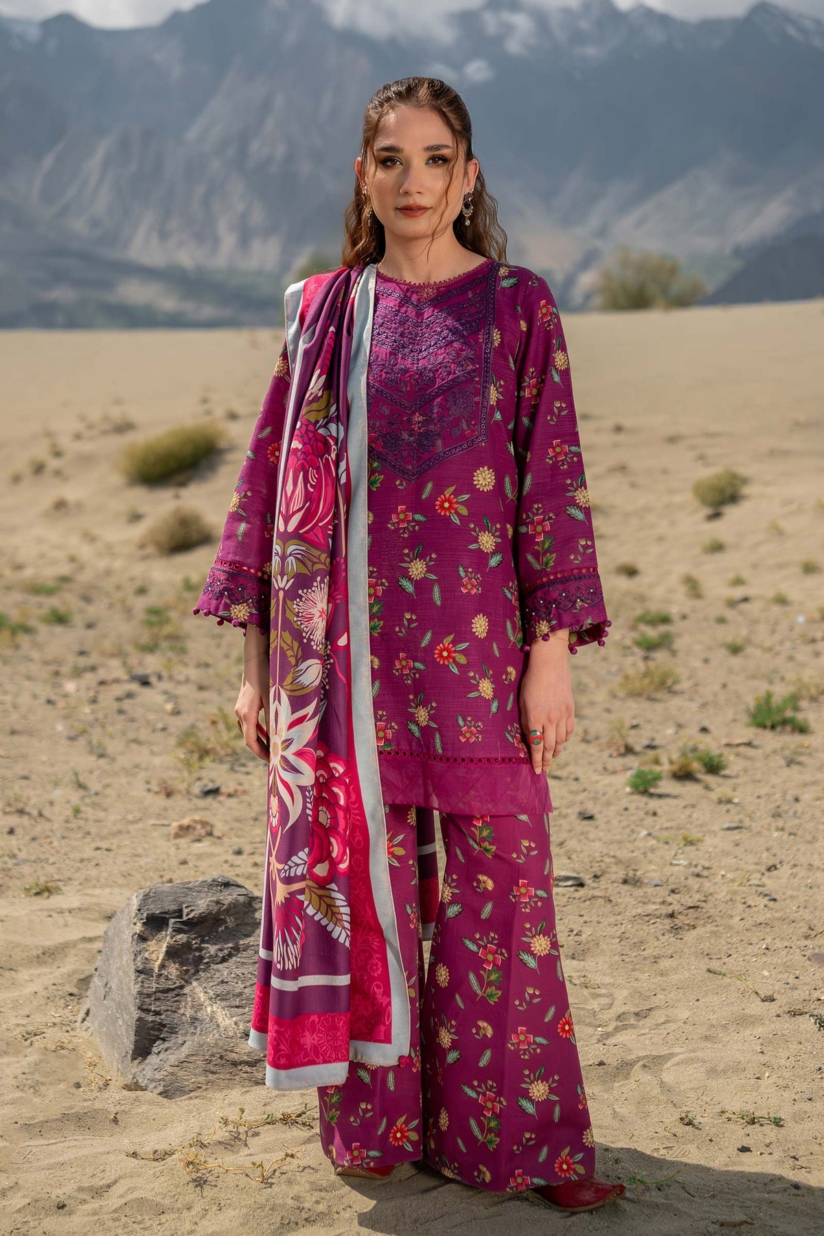 Maria. B 3 Pc Unstitched Printed Khaddar Suit D-505-A