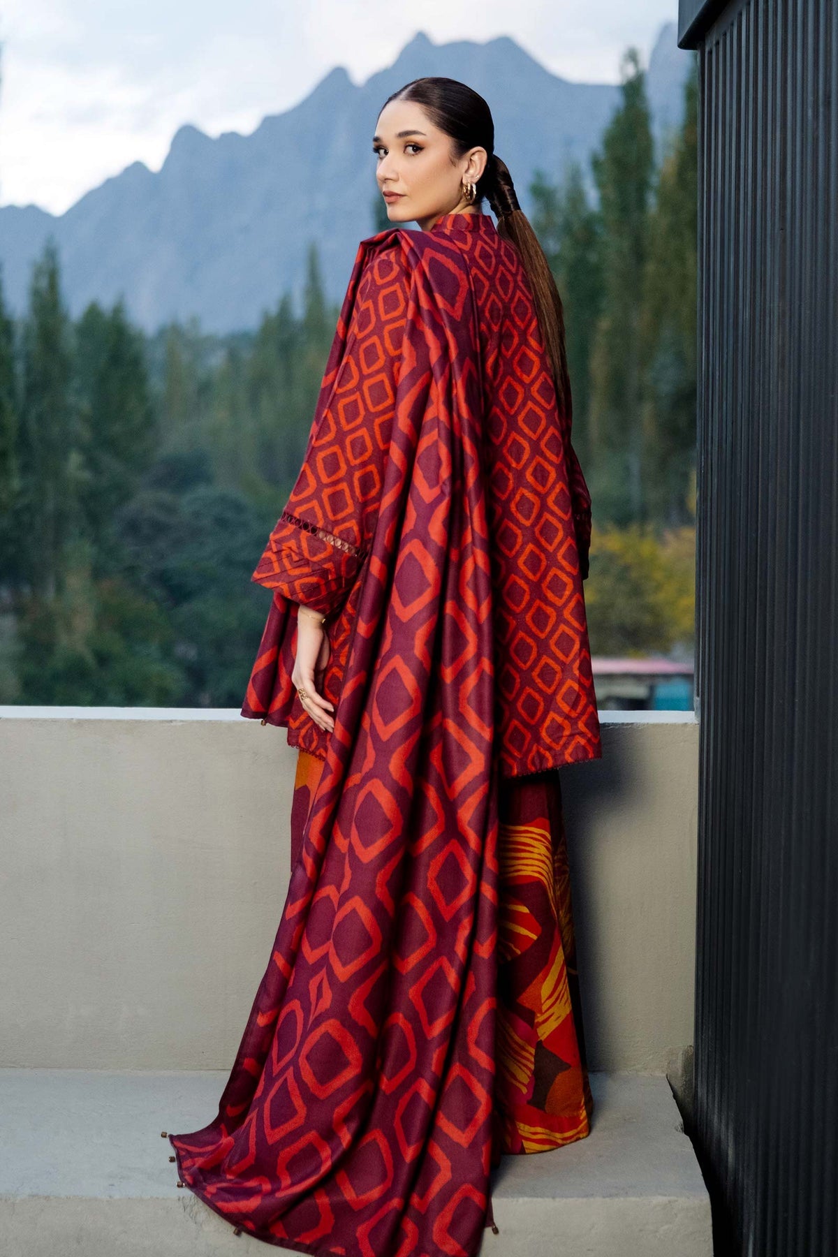 Maria. B 3 Pc Unstitched Printed Khaddar Suit D-506-B