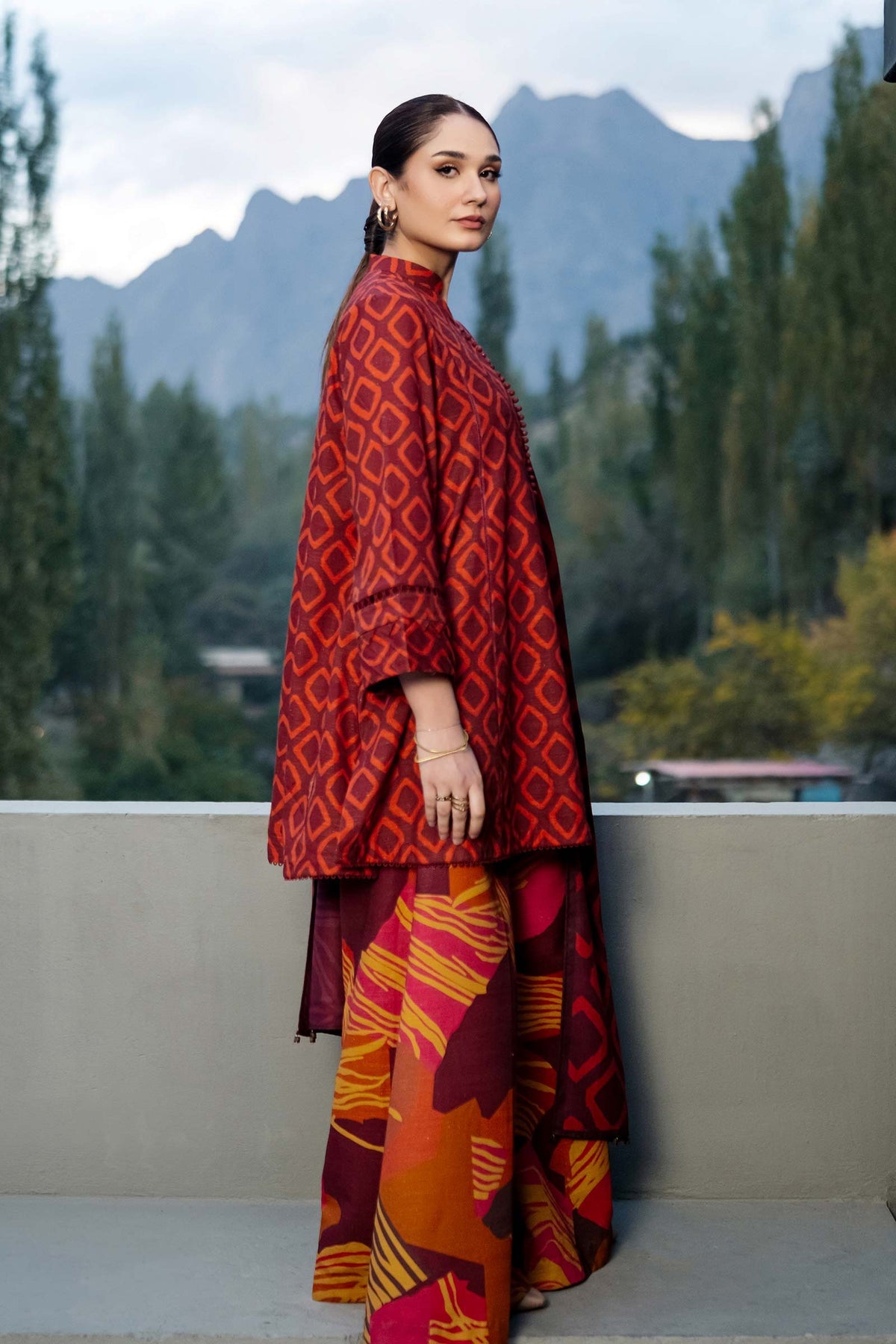 Maria. B 3 Pc Unstitched Printed Khaddar Suit D-506-B