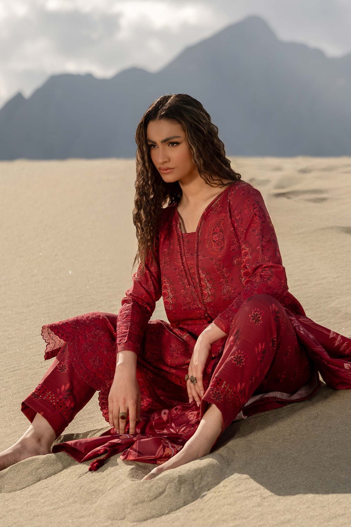 Maria. B 3 Pc Unstitched Printed Khaddar Suit D-508-B