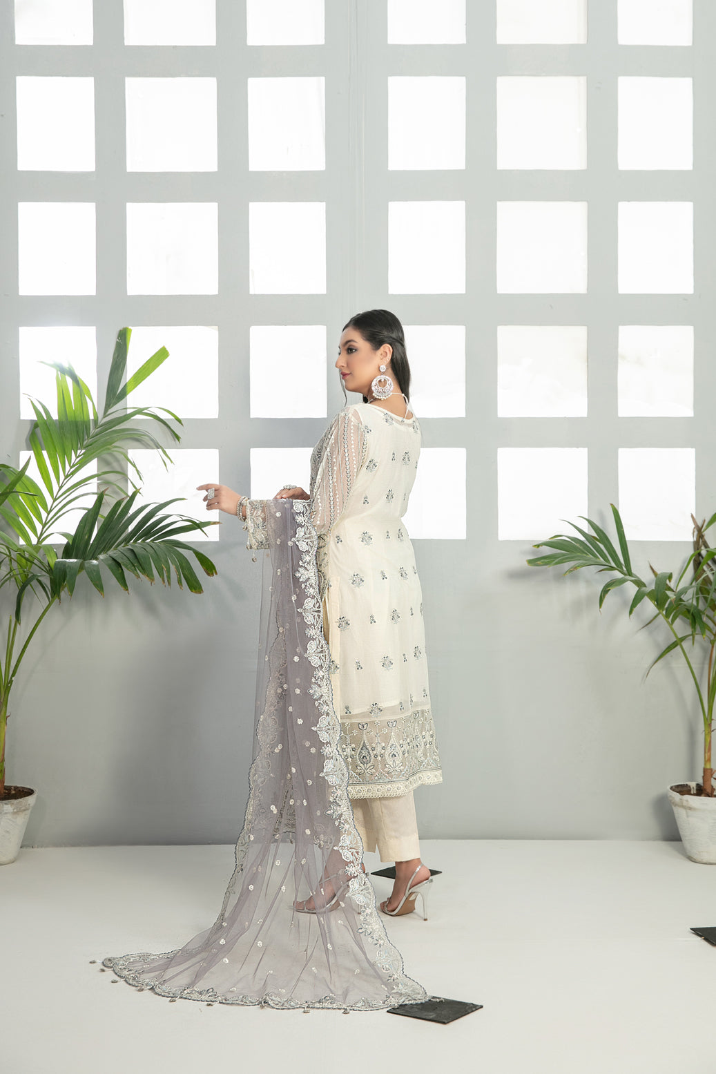 Tawakkal Fabrics 3 Piece Stitched Heavy Embroidered Fancy Suit D-7661