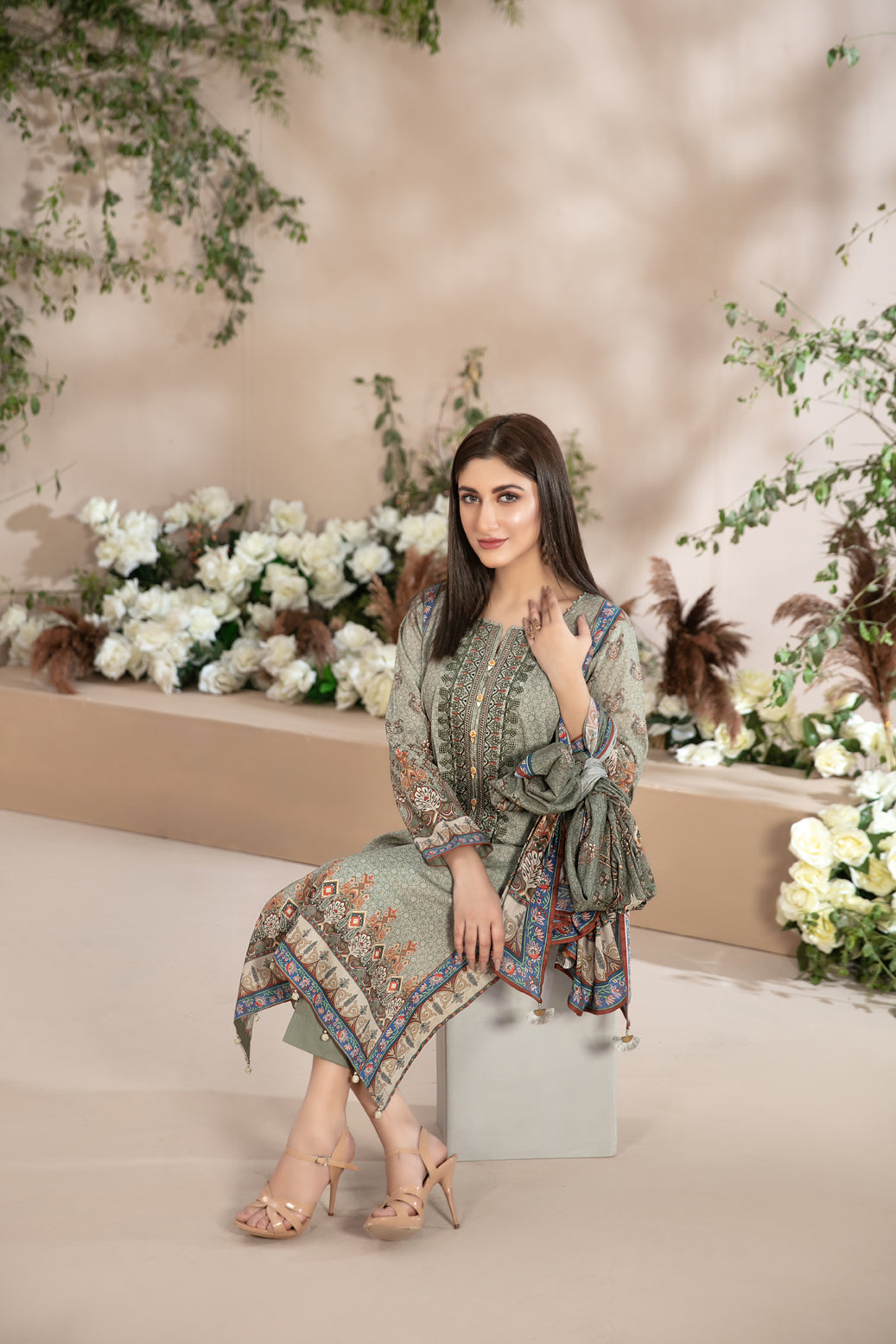 Tawakkal Fabrics 3 Piece Stitched Embroidered Digital Printed Lawn Suit D-8544