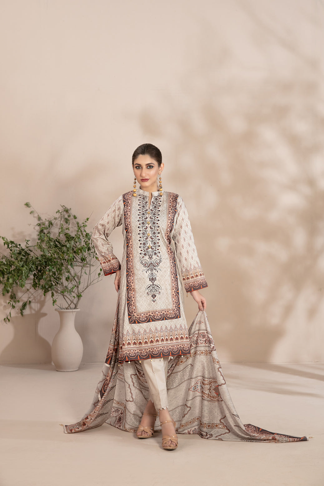 Tawakkal Fabrics 3 Piece Stitched Embroidered Digital Printed Lawn Suit D-8545