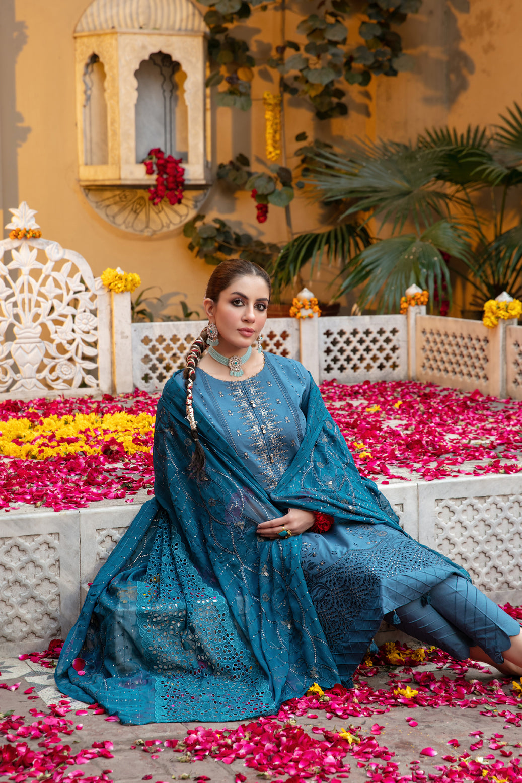 Tawakkal Fabrics 3 Piece Stitched Fancy Embroidered Lawn Suit D-8724