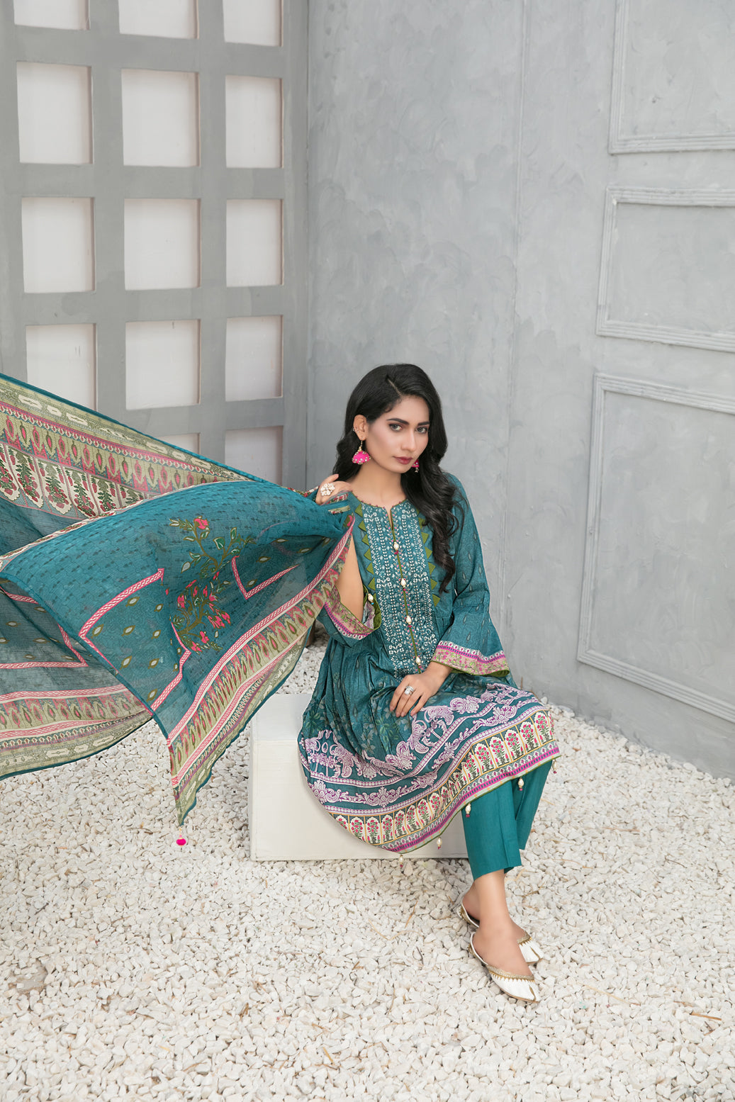 Tawakkal Fabrics 3 Piece Stitched Embroidered Digital Printed Lawn Suit D-8745