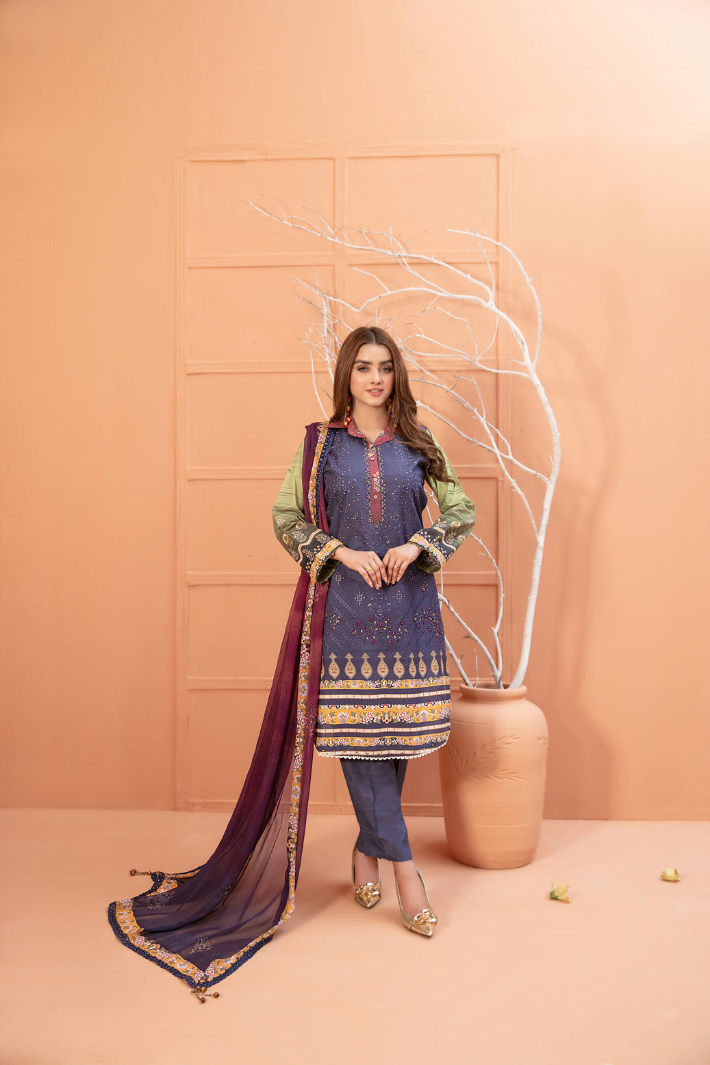 Tawakkal Fabrics 3 Piece Stitched Fancy Embroidered Digital Printed Lawn Suit D-8955