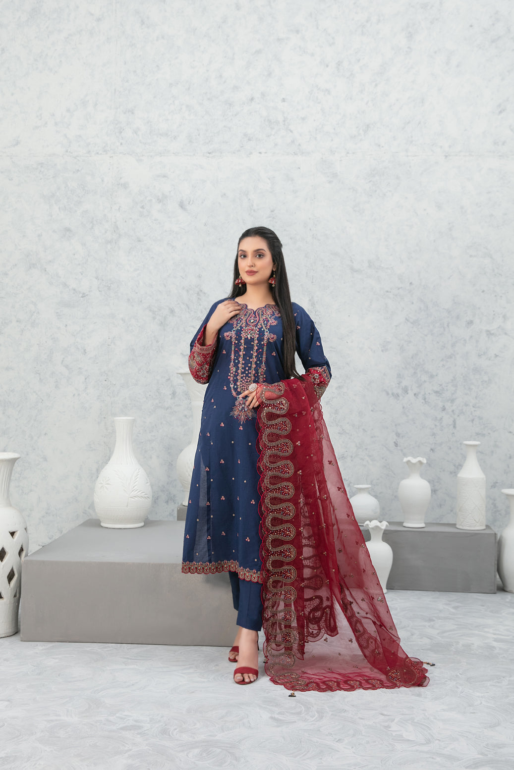 Tawakkal Fabrics 3 Piece Stitched Fancy Embroidered Lawn Suit D-9017