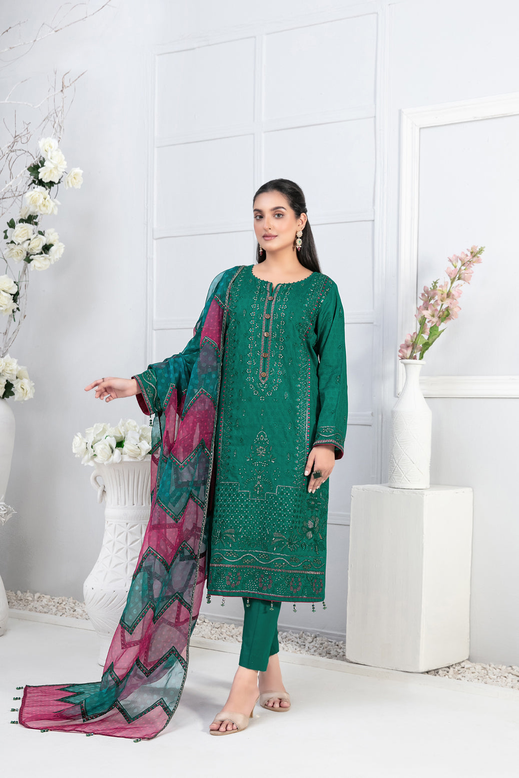 Tawakkal Fabrics 3 Piece Stitched Fancy Embroidered Lawn Jacquard Suit D-9184