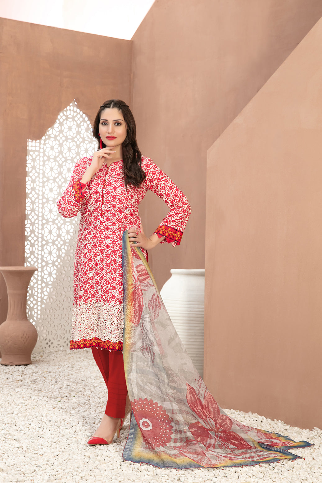 Tawakkal Fabrics 3 Piece Stitched Boring Daman Embroidered Rotary Printed Lawn Suit D-9200