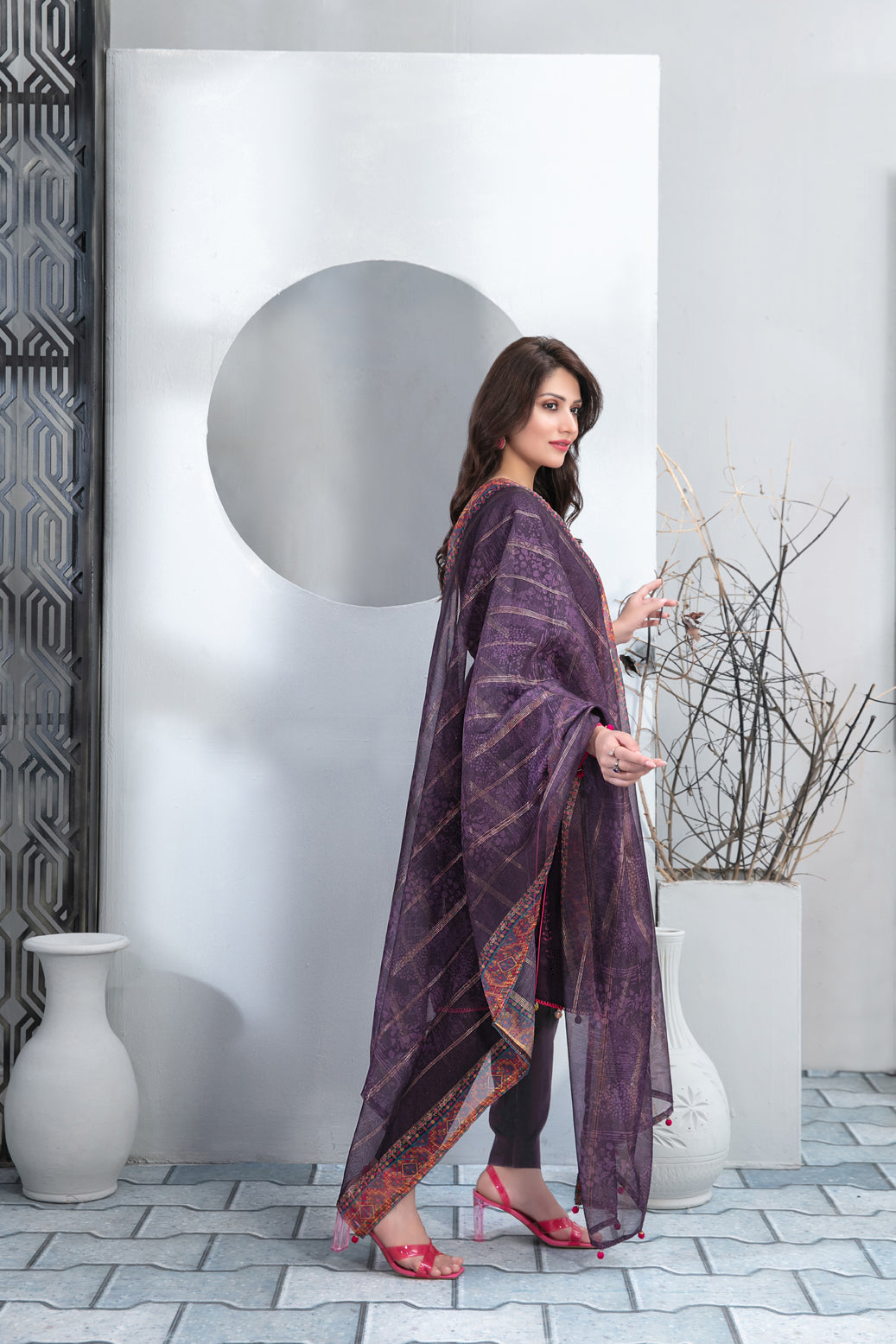 Tawakkal Fabrics 3 Piece Stitched Heavy Boring Embroidered Jacquard Lawn Suit D-9294